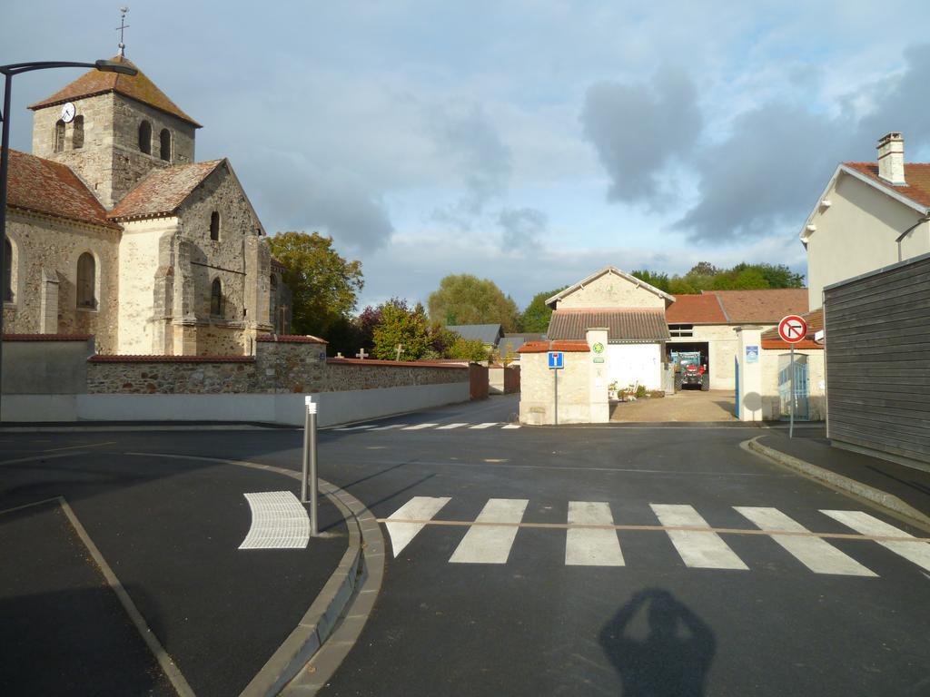 Val de Vesle Les Chambres D'Hotes Joy מראה חיצוני תמונה