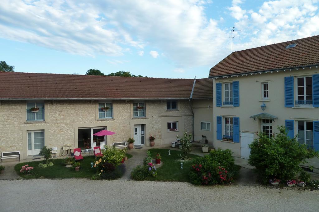 Val de Vesle Les Chambres D'Hotes Joy מראה חיצוני תמונה