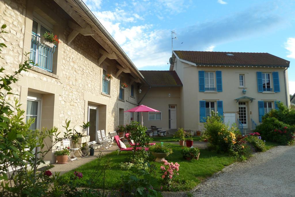 Val de Vesle Les Chambres D'Hotes Joy מראה חיצוני תמונה